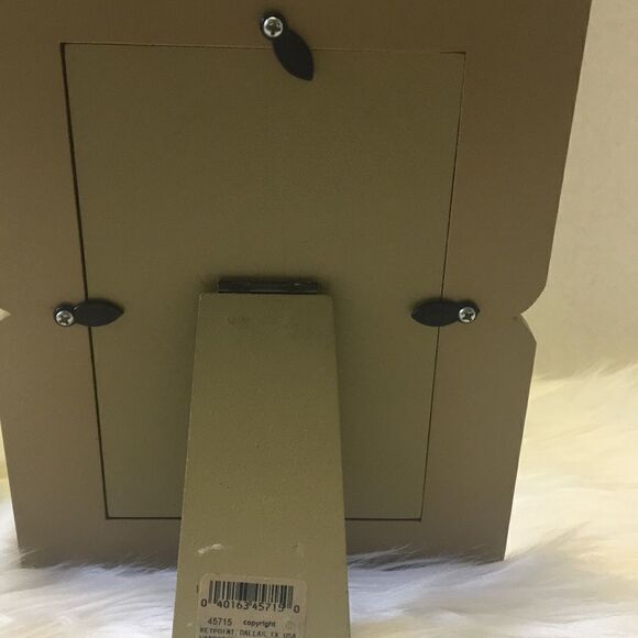 Retro 4X6 Picture Frame - Picture 2 of 5